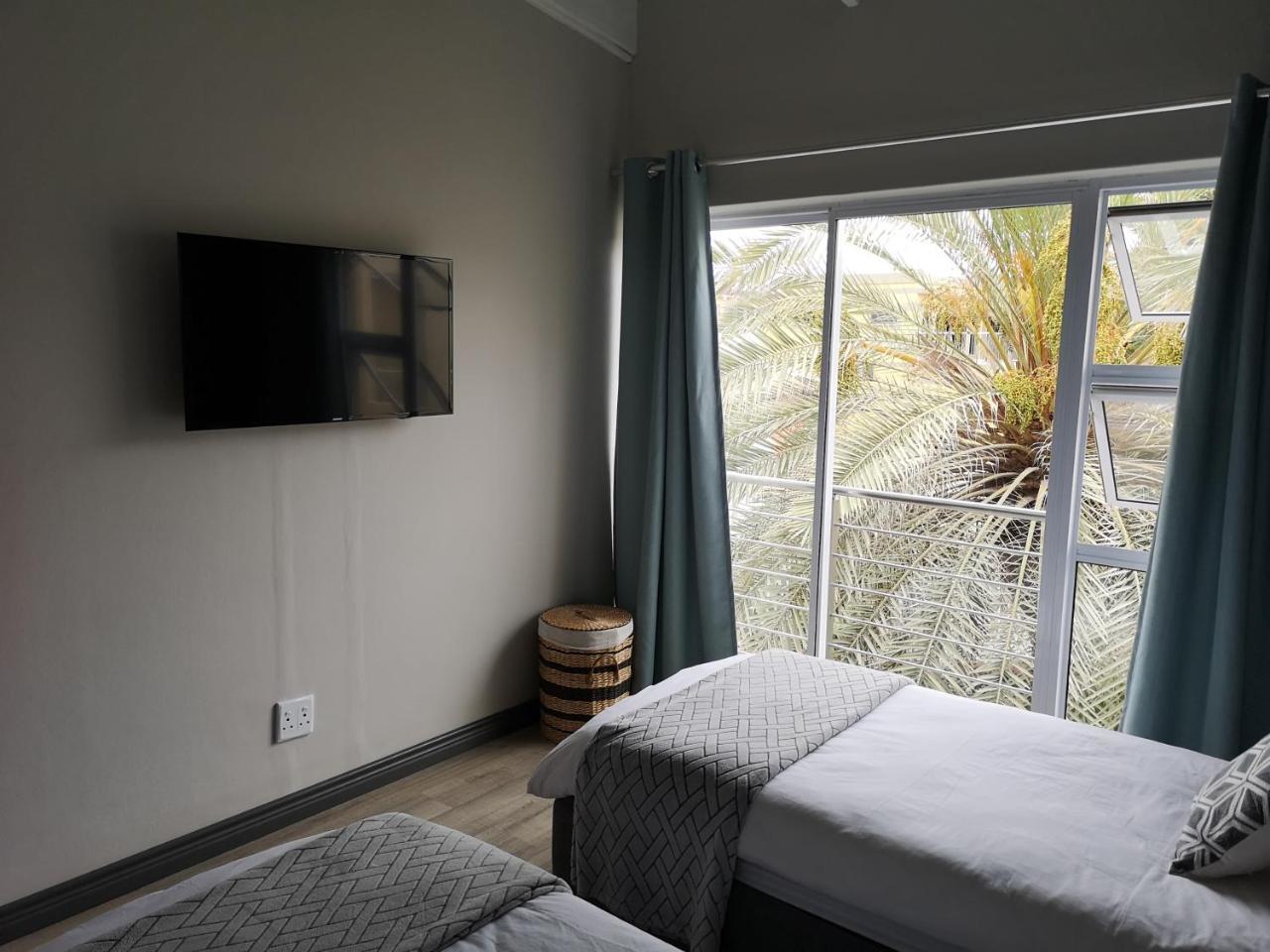 The Waterfront Cottage F12 Swakopmund Exteriör bild