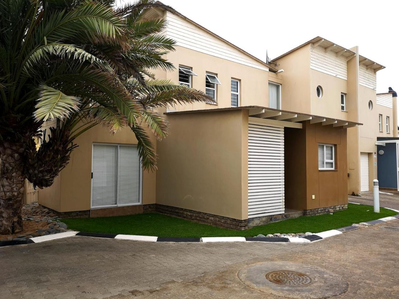 The Waterfront Cottage F12 Swakopmund Exteriör bild
