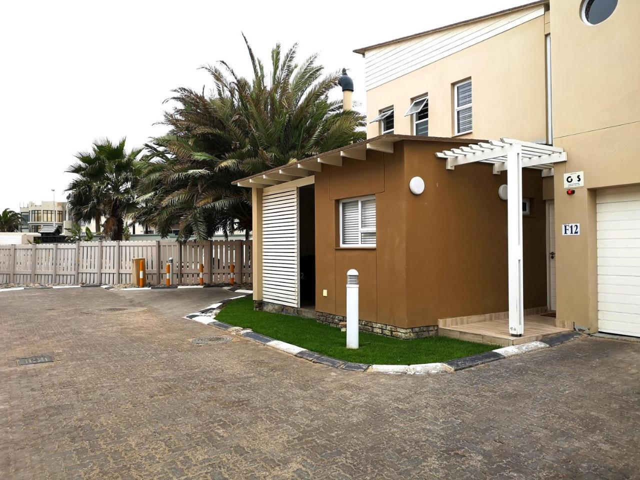 The Waterfront Cottage F12 Swakopmund Exteriör bild